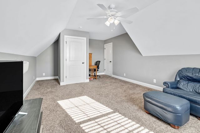 1974 Rolling Meadow Ln, Chapel Hill, TN 37034