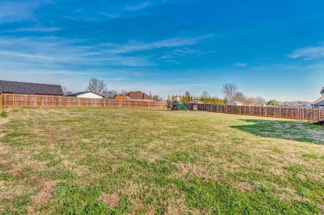 1974 Rolling Meadow Ln, Chapel Hill, TN 37034
