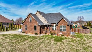 1974 Rolling Meadow Ln, Chapel Hill, TN 37034