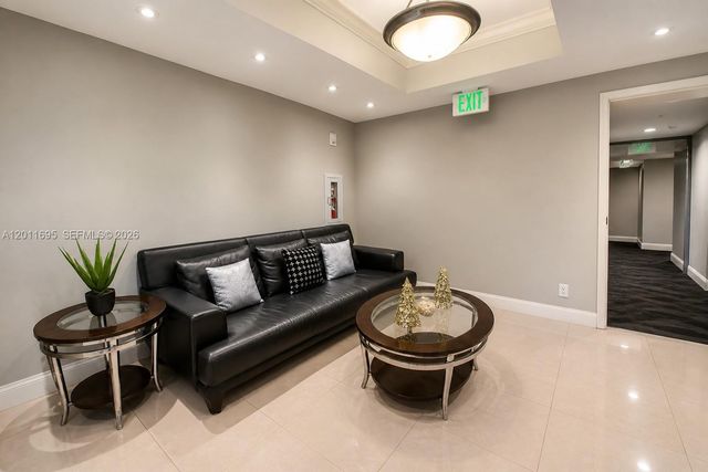 111 E Flagler St 705, Miami, FL 33131