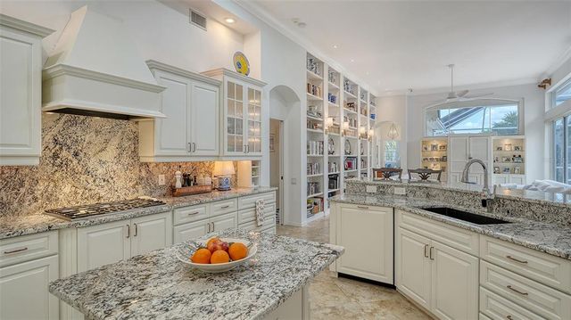 7319 WESTMINSTER COURT, University Park, FL 34201