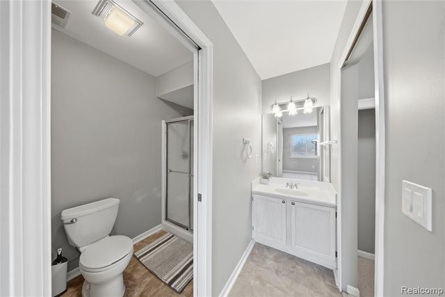 10177 Nancys Boulevard 86, Grosse Ile, MI 48138