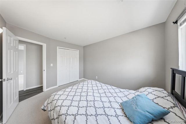 10177 Nancys Boulevard 86, Grosse Ile, MI 48138