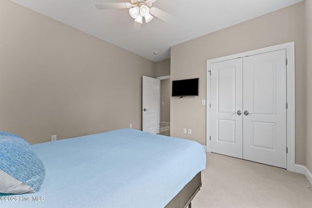 102 Roxburgh Court, West End, NC 27376