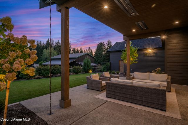 1404 E Bruin LOOP, Hayden, ID 83835