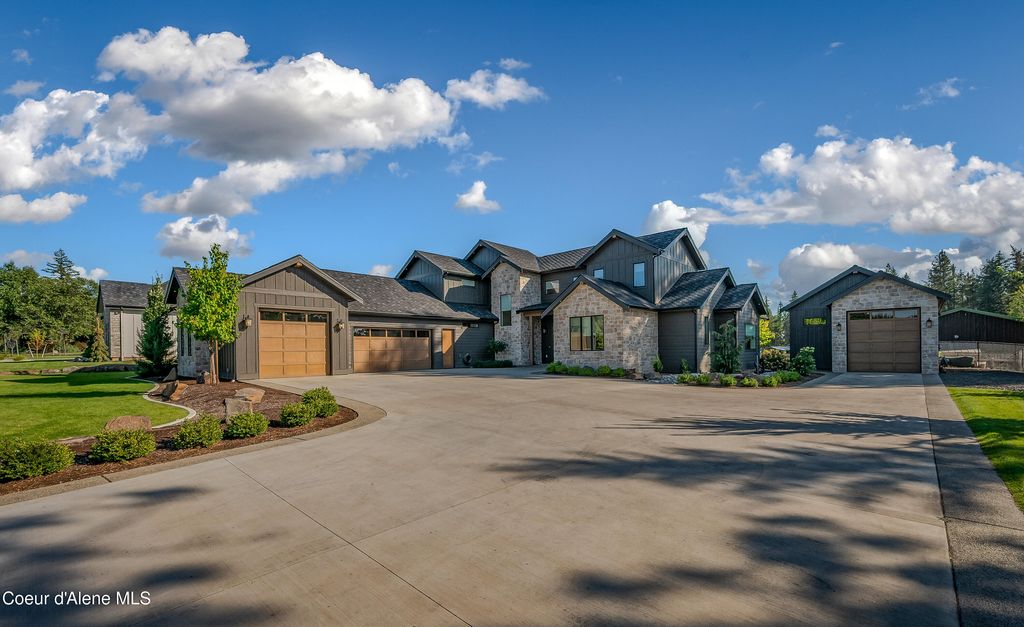 1404 E Bruin LOOP, Hayden, ID 83835 photo 2