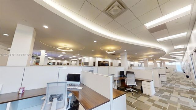 1501 Biscayne Blvd INT, Miami, FL 33132
