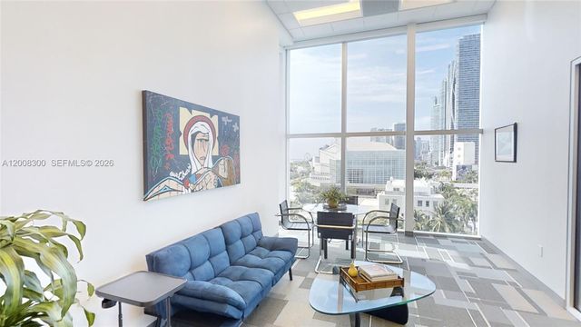 1501 Biscayne Blvd INT, Miami, FL 33132