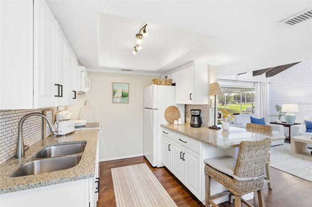 6147 43RD STREET W 3, Bradenton, FL 34210