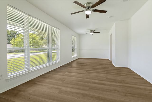 4009 Twilight Drive S, Benbrook, TX 76116