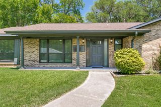 4009 Twilight Drive S, Benbrook, TX 76116