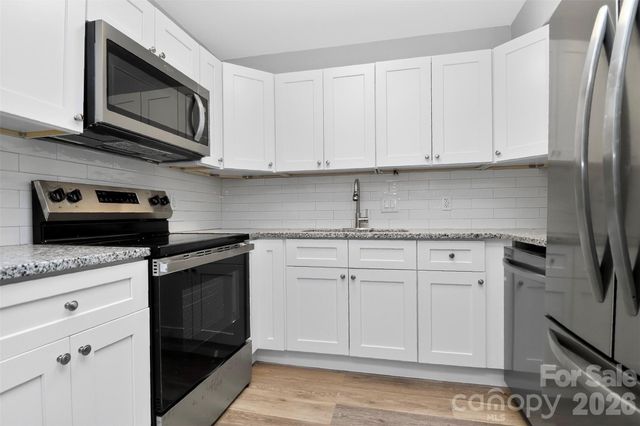 2610 Park Road E, Charlotte, NC 28209