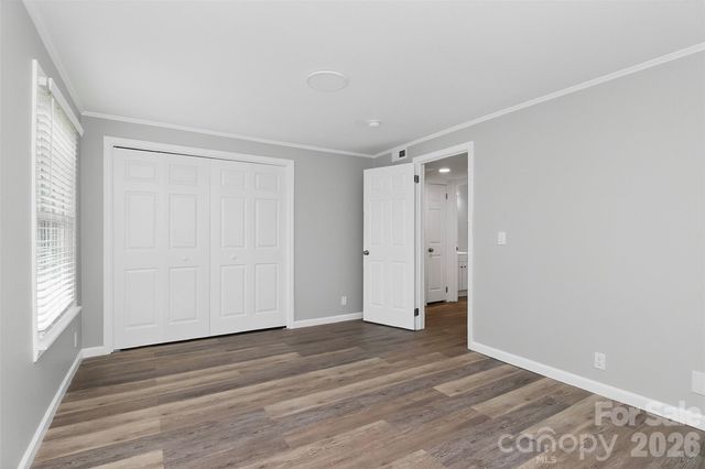 2610 Park Road E, Charlotte, NC 28209