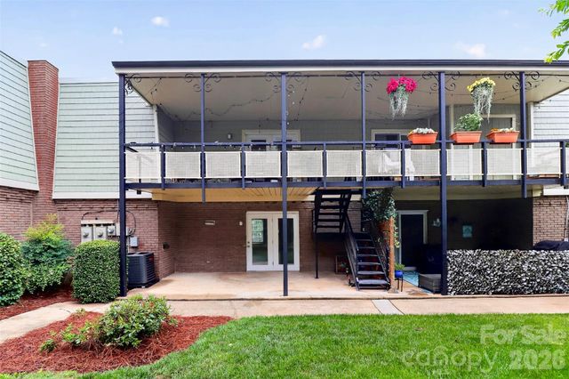 2610 Park Road E, Charlotte, NC 28209