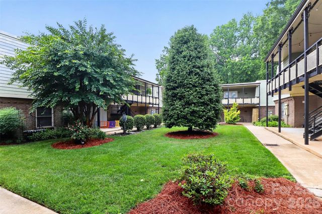 2610 Park Road E, Charlotte, NC 28209