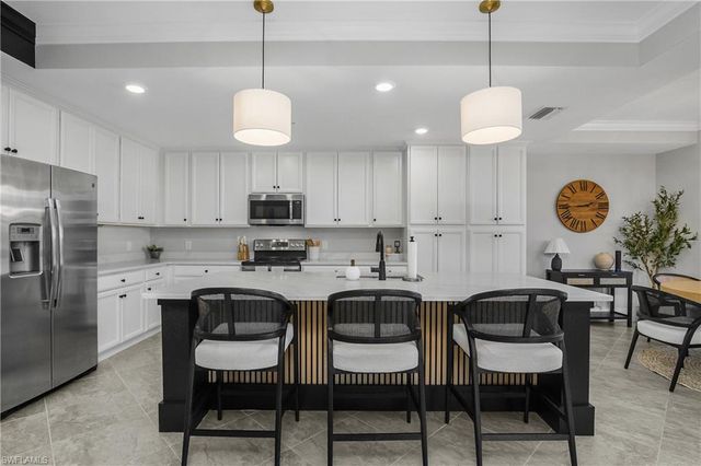 9584 Trevi CT # 5217, Naples, FL 34113