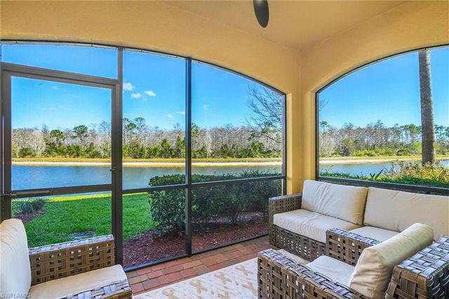 9584 Trevi CT # 5217, Naples, FL 34113