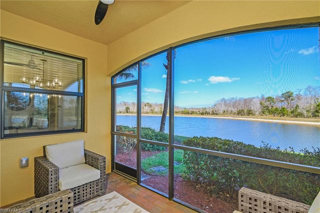 9584 Trevi CT # 5217, Naples, FL 34113