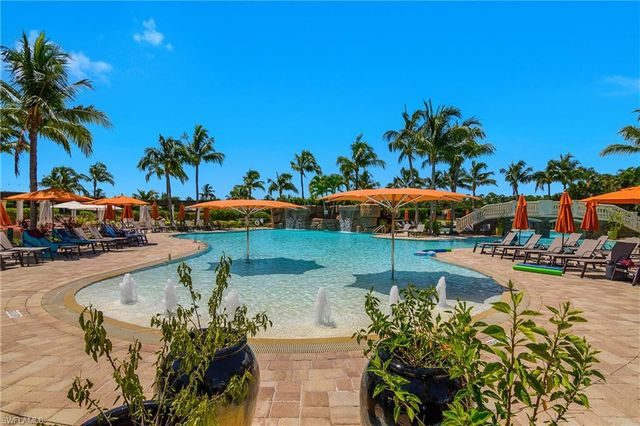 9584 Trevi CT # 5217, Naples, FL 34113