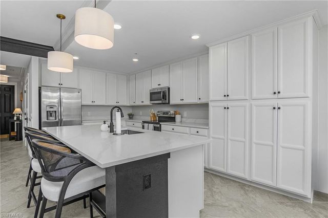 9584 Trevi CT # 5217, Naples, FL 34113