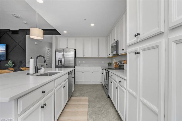 9584 Trevi CT # 5217, Naples, FL 34113