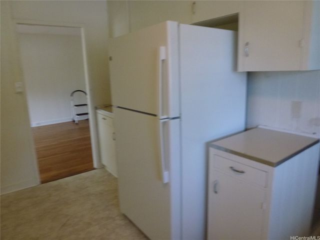 2409 Waiomao Road, Honolulu, HI 96816