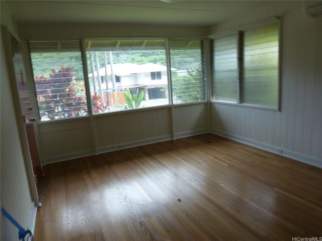 2409 Waiomao Road, Honolulu, HI 96816