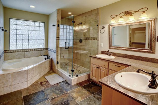 169 Palo Duro DR, Cedar Creek, TX 78612