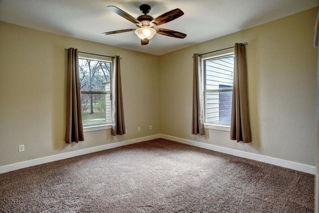 169 Palo Duro DR, Cedar Creek, TX 78612