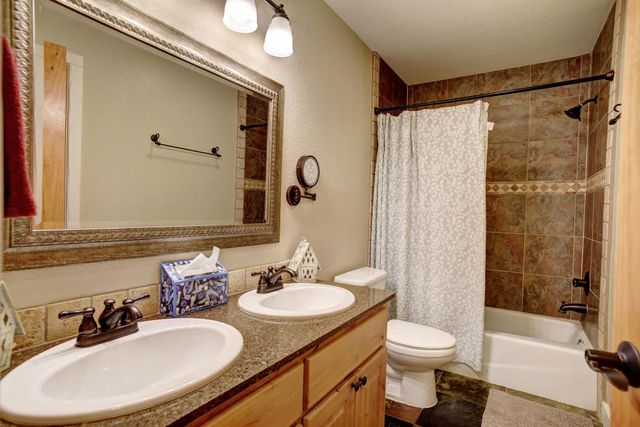 169 Palo Duro DR, Cedar Creek, TX 78612