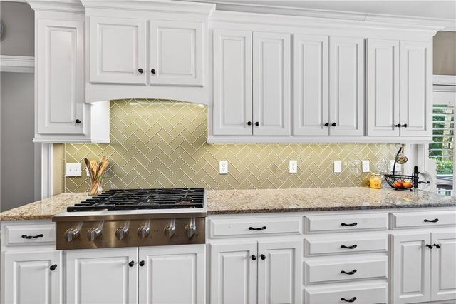 904 Augusta, Woodstock, GA 30188