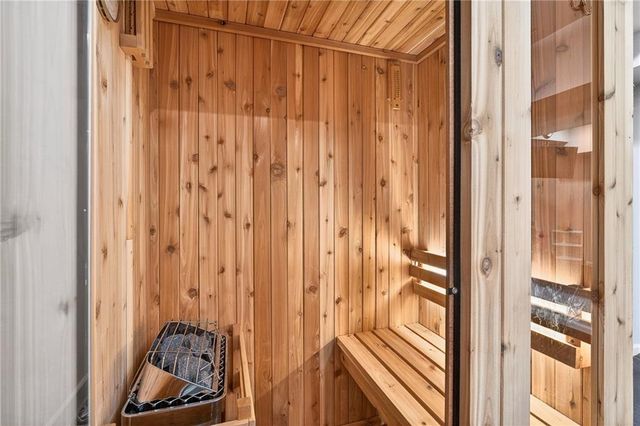 904 Augusta, Woodstock, GA 30188