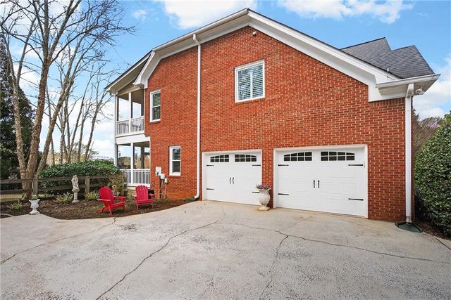 904 Augusta, Woodstock, GA 30188