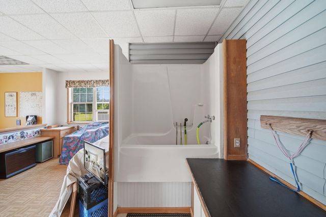 13465 Horning Road, Norvell Twp, MI 49230