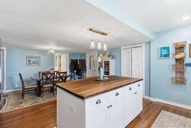 9721 State Highway C, Marshfield, MO 65706