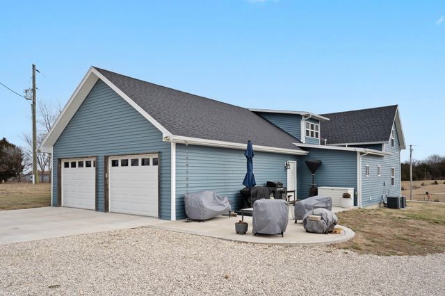 9721 State Highway C, Marshfield, MO 65706