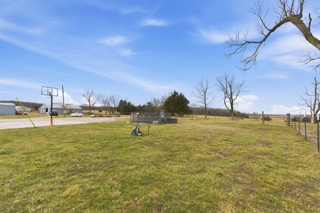 9721 State Highway C, Marshfield, MO 65706