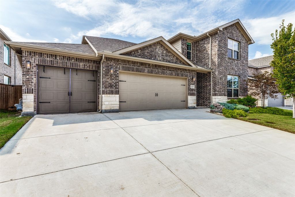 2213 Lacerta Drive, Haslet, TX 76052 — photo 2