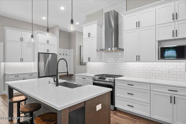 519 N Bethel Place, Palmer, AK 99645