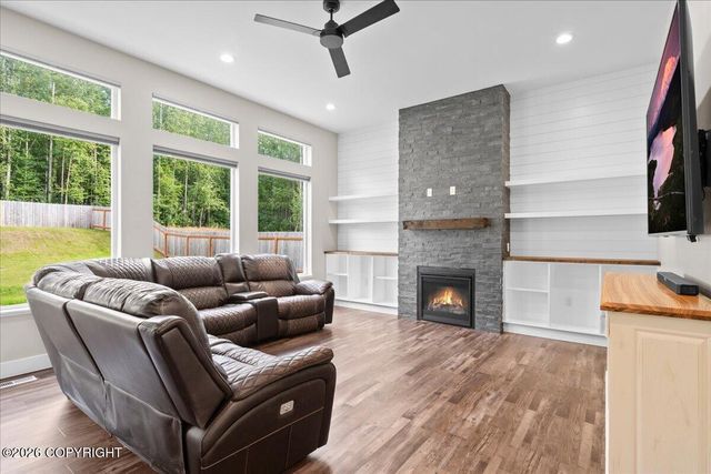 519 N Bethel Place, Palmer, AK 99645