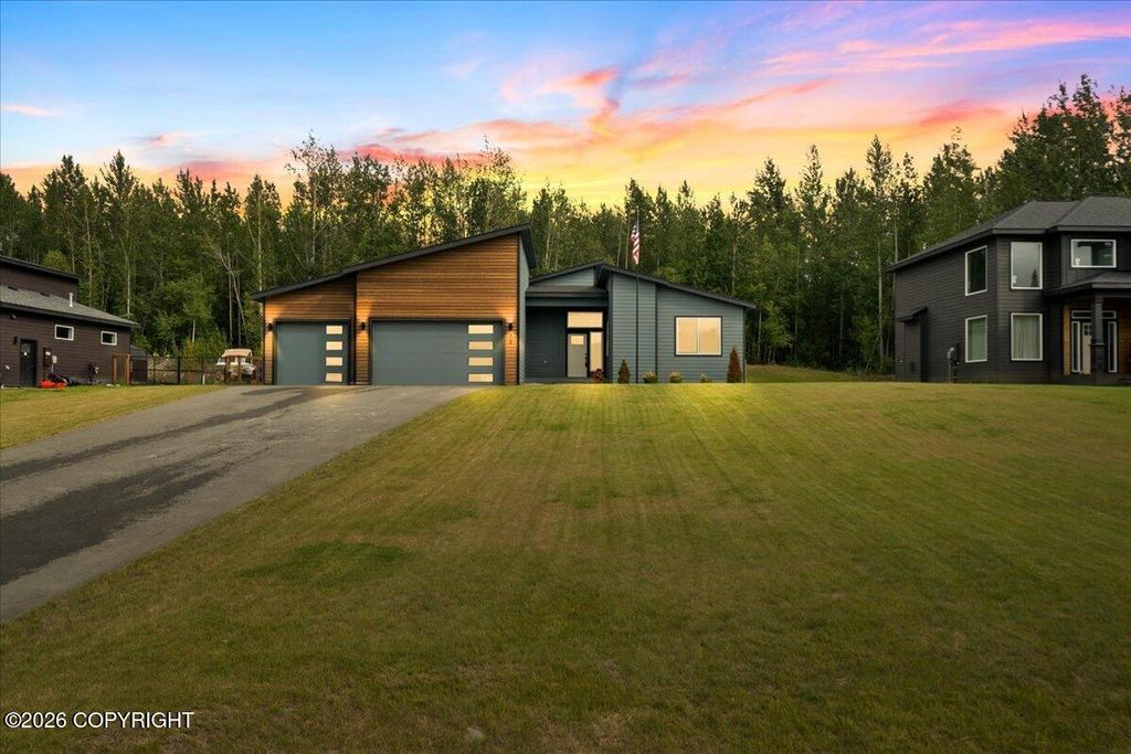519 N Bethel Place, Palmer, AK 99645