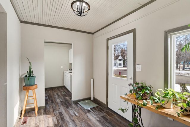 602 3rd Street N, Princeton, MN 55371