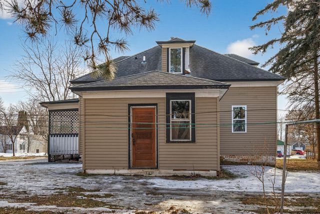 602 3rd Street N, Princeton, MN 55371