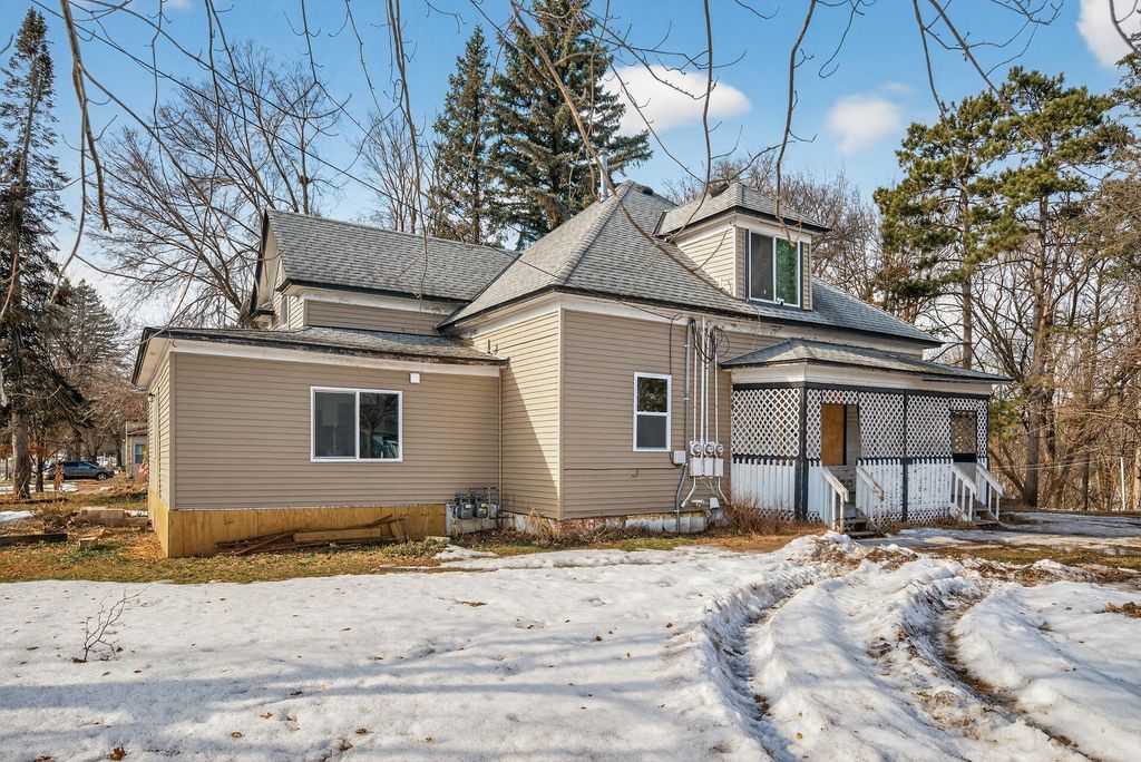602 3rd Street N, Princeton, MN 55371