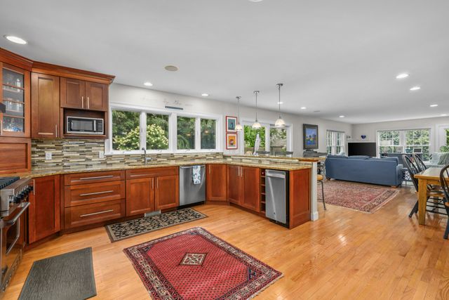 7 Shore Road Extension, Harwich, MA 02671