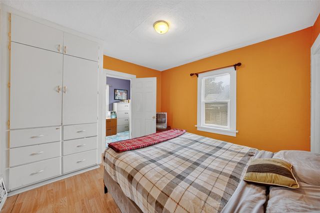 1617 33rd Street, Des Moines, IA 50311