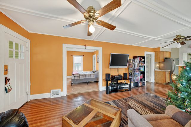 1617 33rd Street, Des Moines, IA 50311