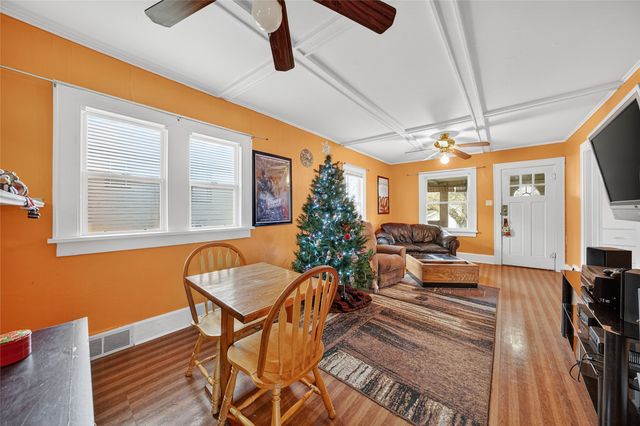 1617 33rd Street, Des Moines, IA 50311