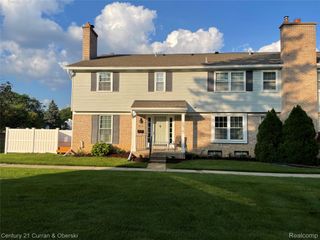 20905 E Glen Haven Circle, Novi, MI 48167
