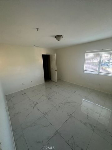 16623 Almaden, Fontana, CA 92336